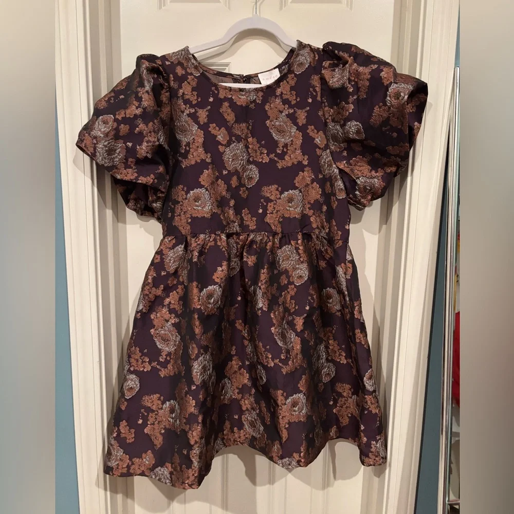 Entro Floral Puff Sleeve Dress - Navy and Beige - Picture 3 of 8
